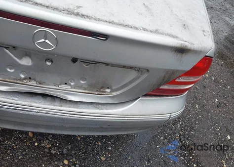 2002 Mercedes-Benz C 240 from USA, damaged, VIN WDBRF61J52E006316